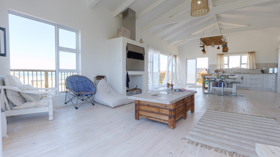 4 Bedroom Property for Sale in Suiderstrand Western Cape
